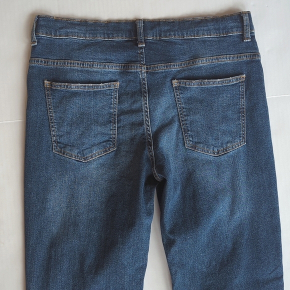 Thereabouts Adjustable Waist Straight Leg Denim Jeans 18 Blue Pockets Whiskering - Picture 11 of 16